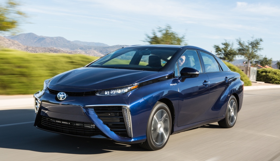 Toyota names hydrogen fuel cell car